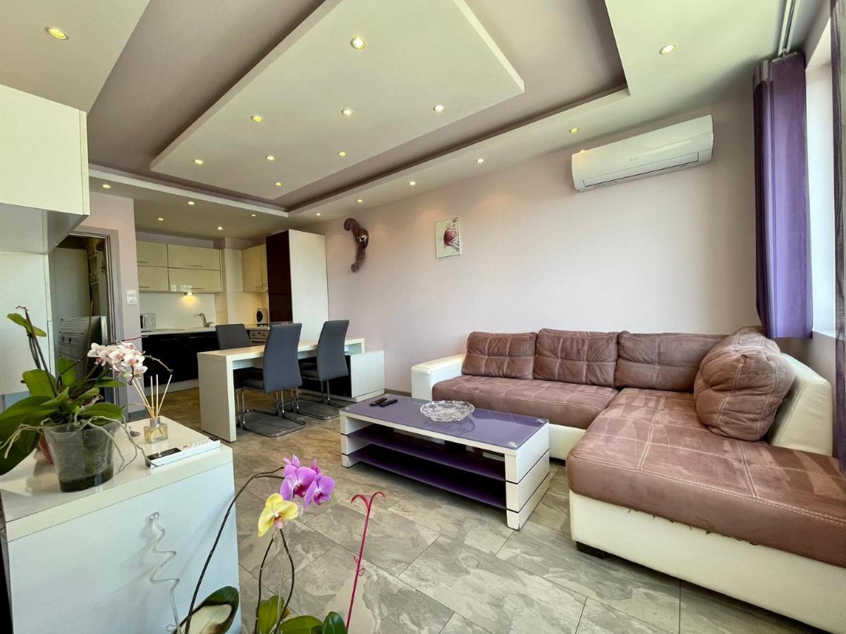 Апартамент Чаролит / Apartment Charoite Burgas by Eksteriør bilde